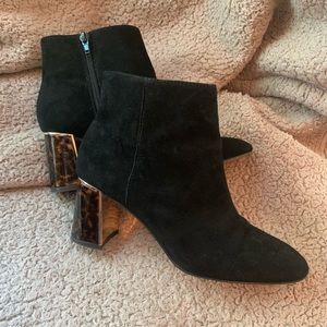 Ann Taylor Black Booties w/ Tortoise Heel SIZE 7